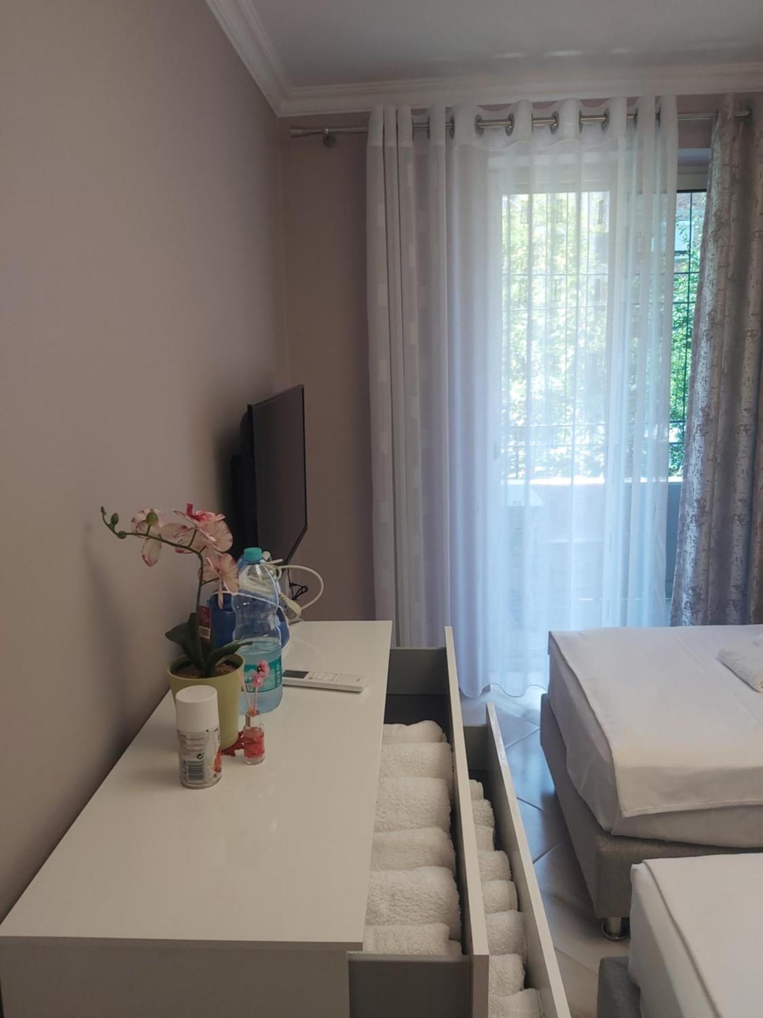 Gesapartment ติรานา ภายนอก รูปภาพ